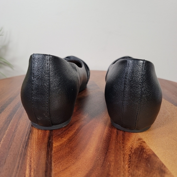 NEW Baretraps Chainey Black Flats Size 7.5 - Picture 6 of 17